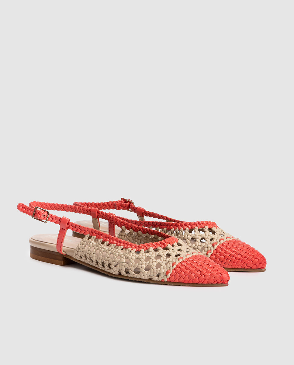 Detalle trenzado artesanal bicolor en zapato plano coral beige Isabella Dansi 8226B 2