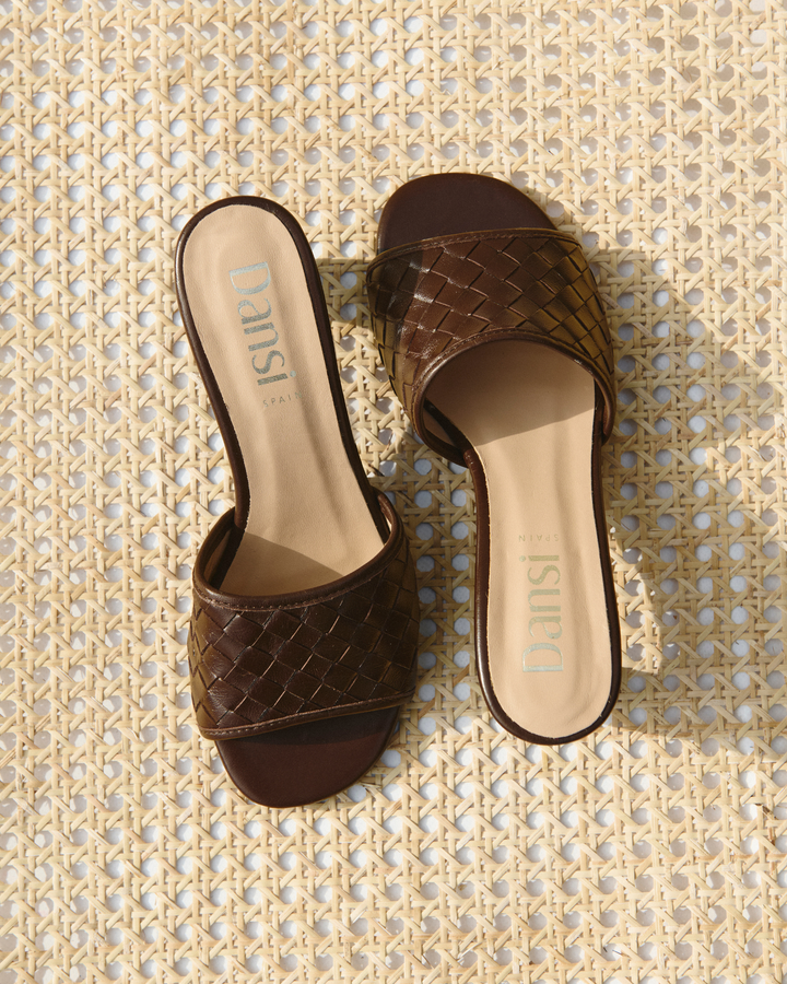 Zapatos verano 2026 marrón 