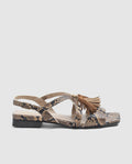 Sandalia plana piel estampado serpiente borlas marrones modelo Vogue Dansi 8300B 1